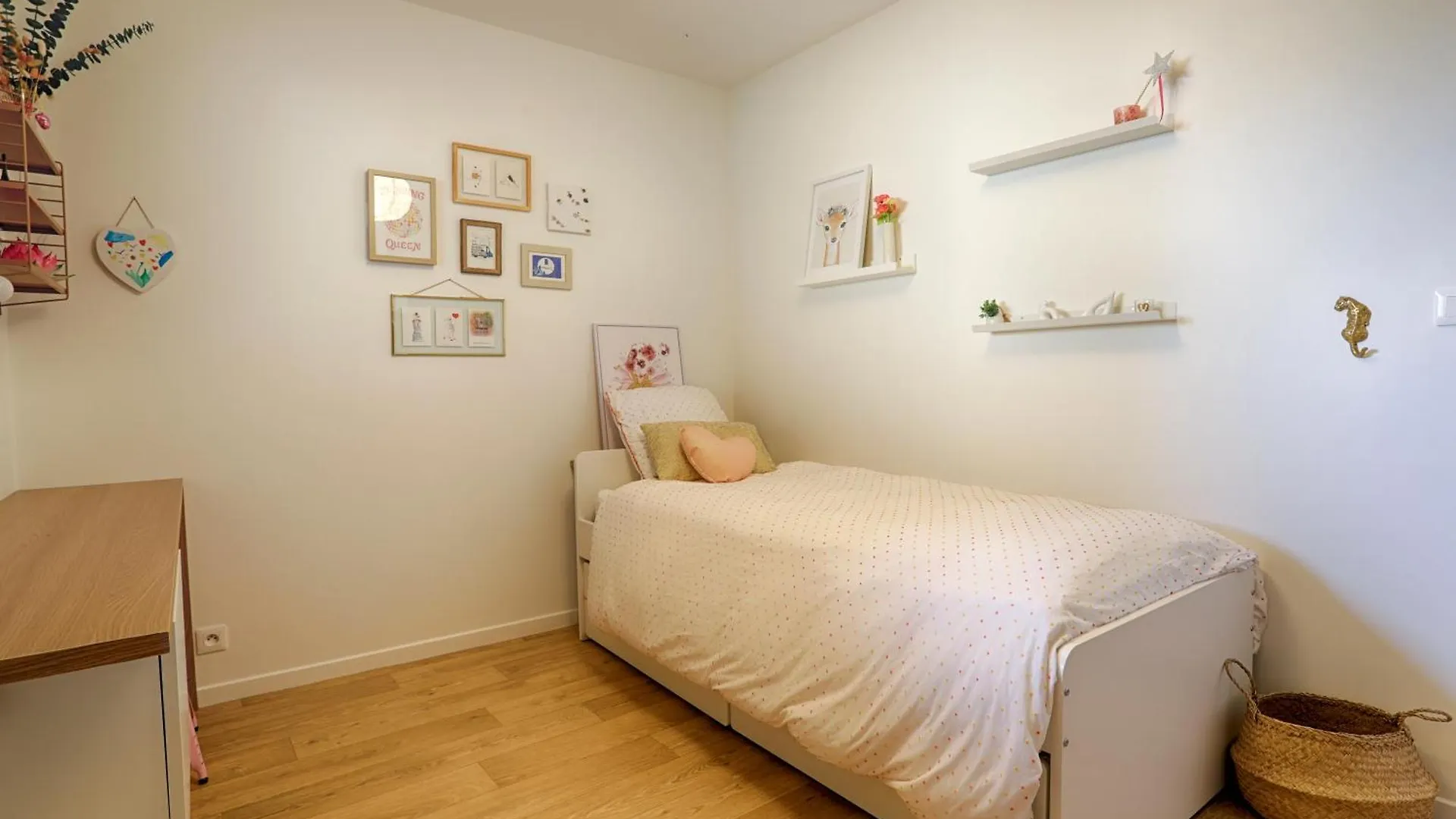 Maison Neuve & Lumineuse Avec Jacuzzi Privatif Ploemeur 0*,  Francie